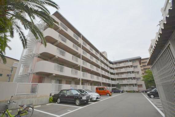 建物外観　綺麗な外観の素敵なお部屋があなたを待っています。