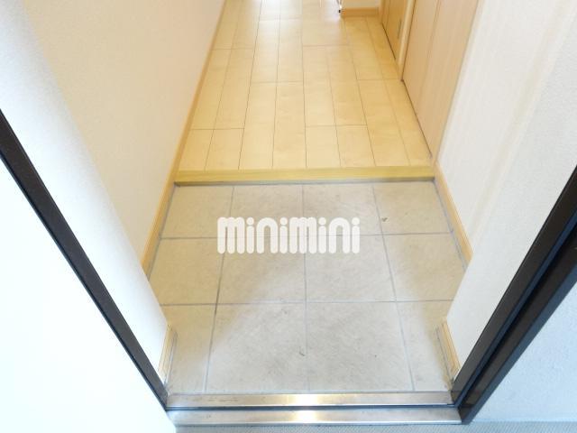 玄関　玄関です。素敵な生活の始まりですね