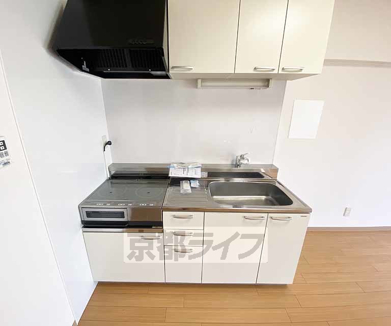 キッチン　ＩＨコンロ付きのキッチンです。