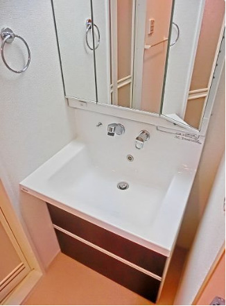 洗面設備　シャンプードレッサー