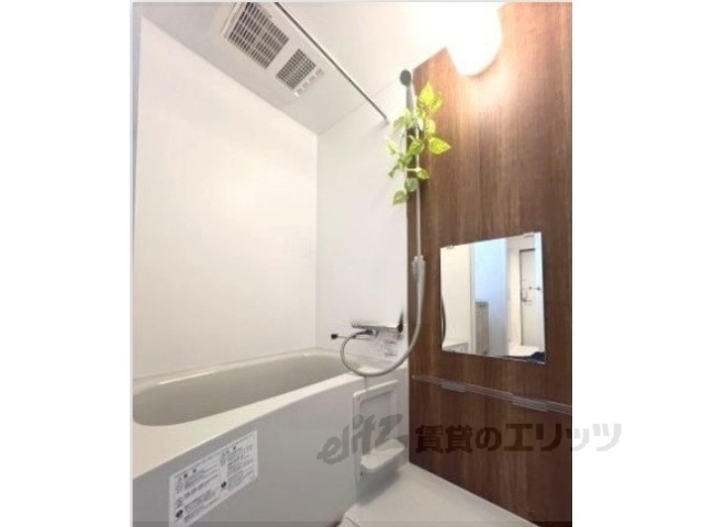 バス・シャワールーム　同系統参考写真