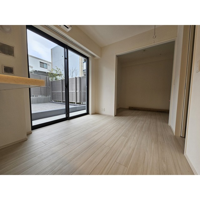 居室・リビング　居室