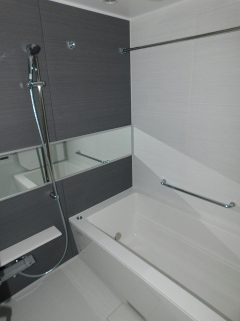 バス・シャワールーム　同タイプ