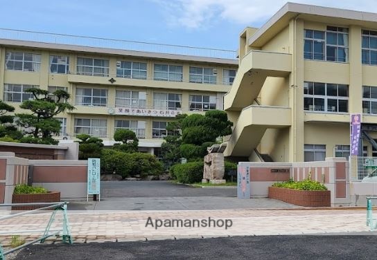 小学校　石井小学校（小学校）まで801m