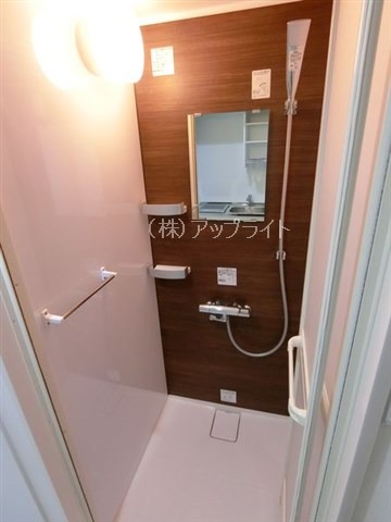 バス・シャワールーム　シャワールーム