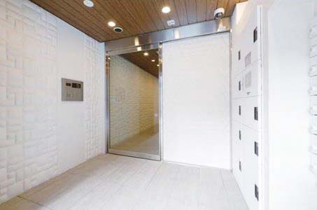 エントランス　★オートロック完備でセキュリティ面◎★