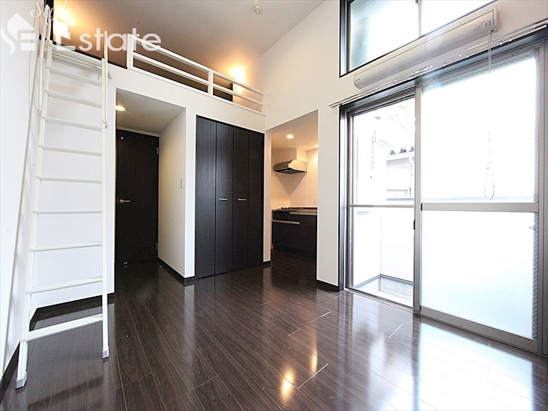 居室・リビング　内装