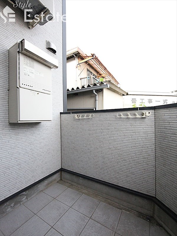 バルコニー　バルコニー