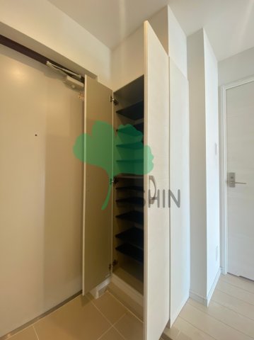 玄関　下駄箱もしっかりついてます！