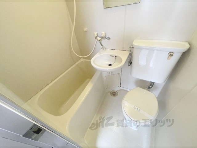 バス・シャワールーム　バス