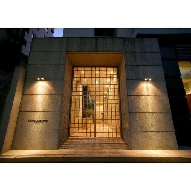 エントランス　建物の内部です