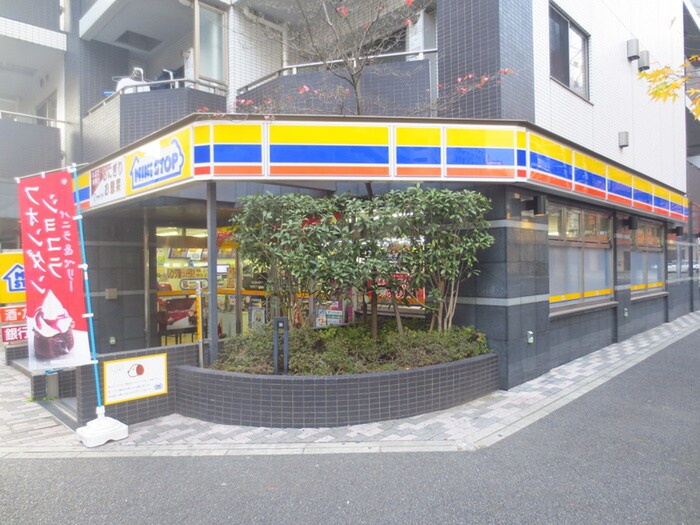 コンビニ　ミニストップ新横浜1丁目店（コンビニ）まで156m