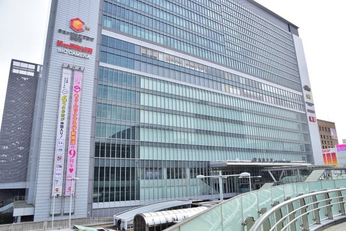 ショッピングセンター　キュービックプラザ新横浜（ショッピングセンター）まで830m