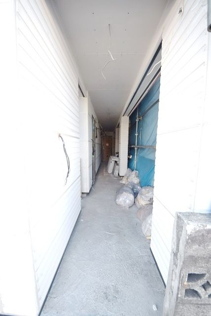 エントランス　お問い合わせはタウンハウジング府中店まで