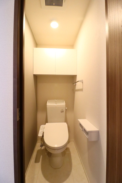 トイレ　温水洗浄暖房便座