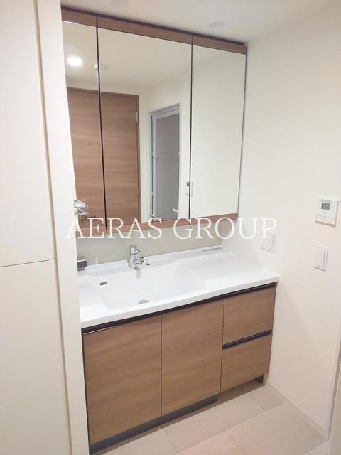 洗面設備　同仕様