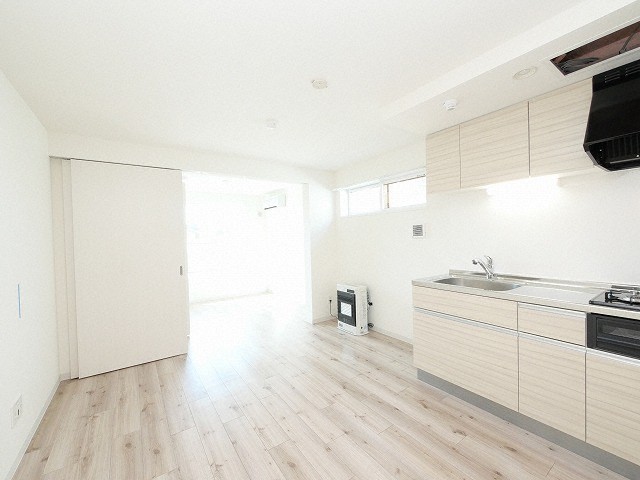 その他　オールフローリングで、お掃除などもしやすいです♪