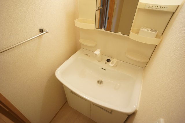 洗面設備　独立洗面化粧台付き♪