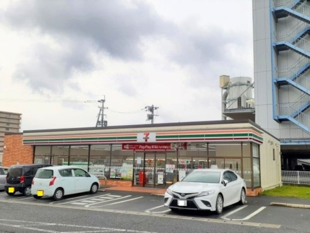 コンビニ　セブン－イレブン　熊本清水バイパス店（コンビニ）まで451m
