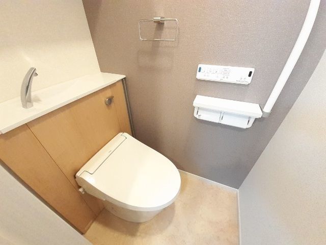 トイレ　同仕様