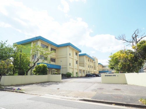 小学校　千葉市立高浜海浜小学校（小学校）まで446m