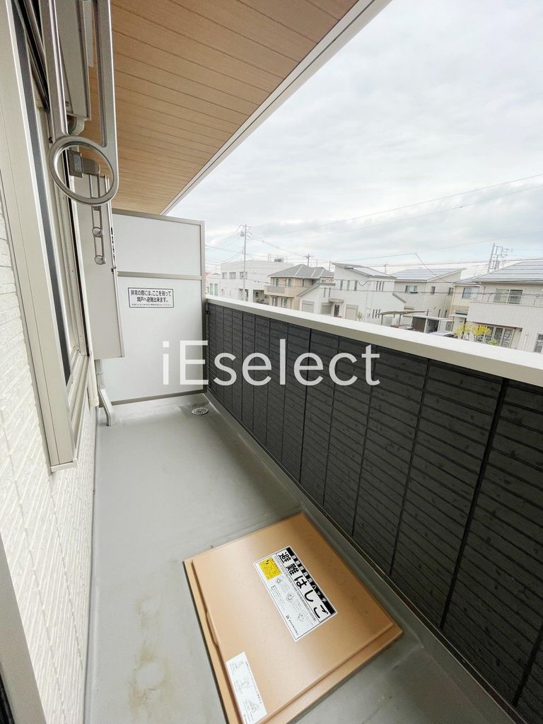 バルコニー　お洗濯ものはこちらでどうぞ！