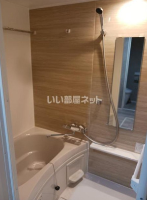 バス・シャワールーム　写真は別居室のものです。