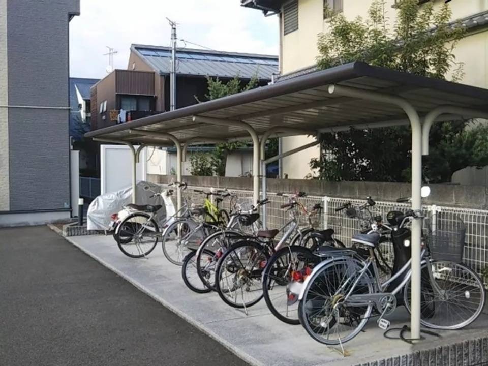 駐車場　駐輪場