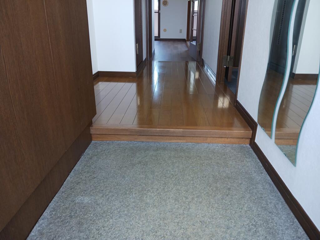 玄関　※別号室