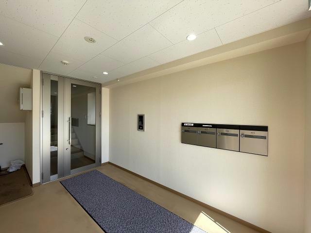 エントランス　エントランス部分