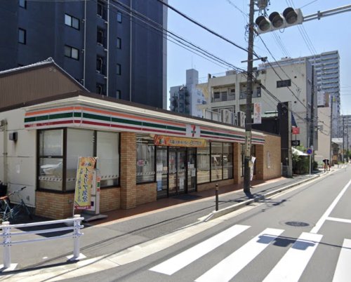コンビニ　セブンイレブン 名古屋泉1丁目店（コンビニ）まで60m