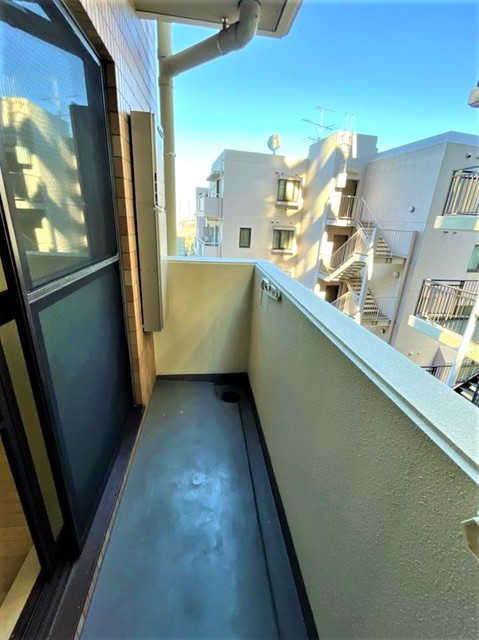 バルコニー　角部屋です！