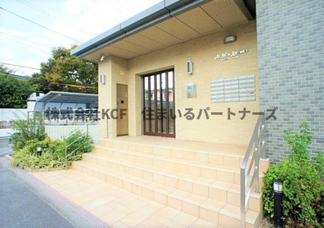 エントランス　毎日通るエントランスはこのようになっています
