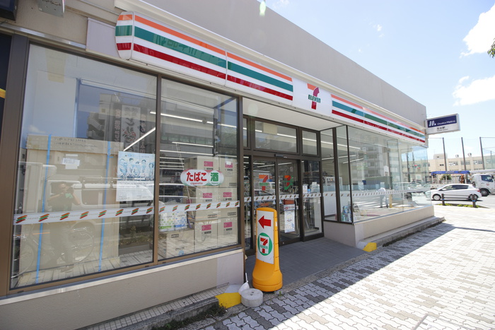 コンビニ　セブンイレブン大阪玉出駅東店（コンビニ）まで160m
