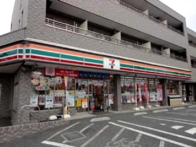 コンビニ　セブンイレブン東川口店（コンビニ）まで353m