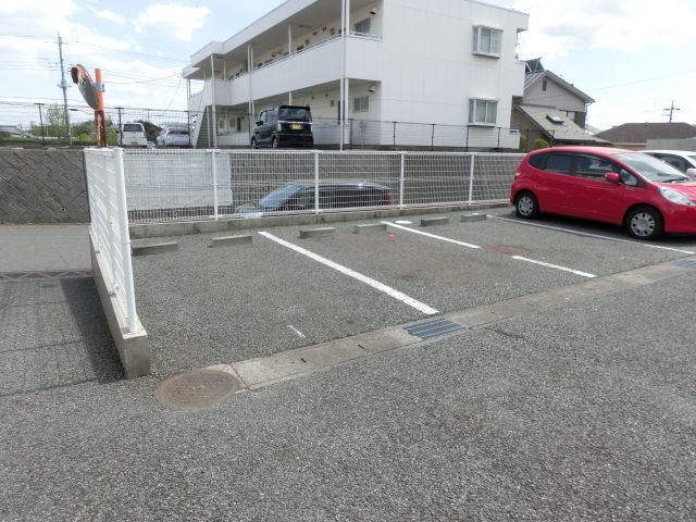 駐車場　敷地内駐車場です。