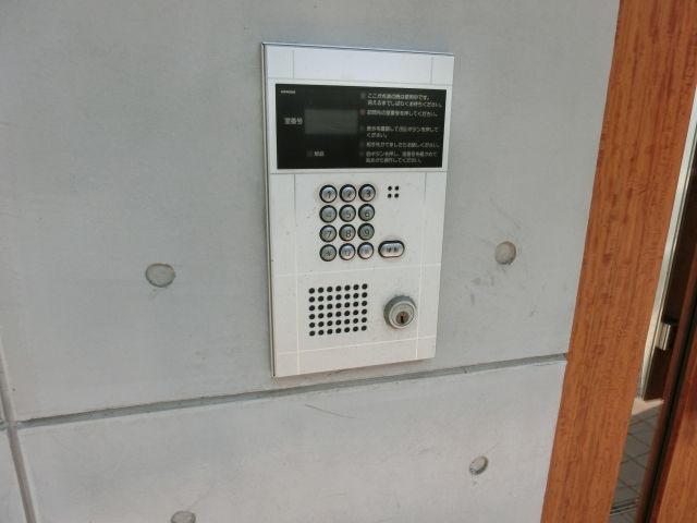 セキュリティ　安心のオートロック対応。