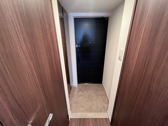 玄関　※別部屋の写真です