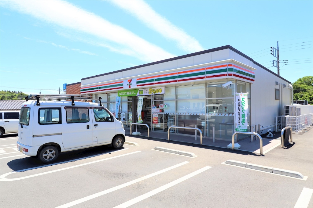 コンビニ　セブンイレブン 鉾田新鉾田2丁目店（コンビニ）まで244m
