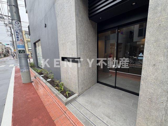 エントランス　建物の内部です