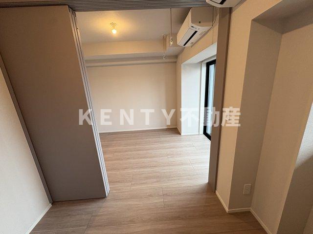 その他部屋・スペース　落ち着いて過ごせるお部屋なので、寝室にいかがでしょうか
