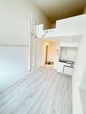 その他部屋・スペース　★明るい洋室★