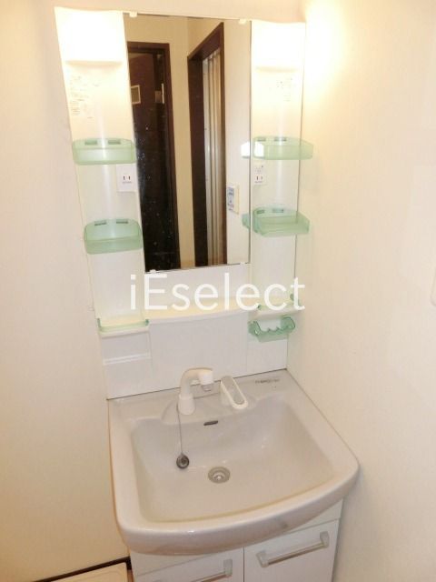 洗面設備　忙しい朝には欠かせませんね