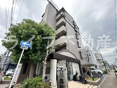 建物外観　落ち着いた雰囲気の外観です