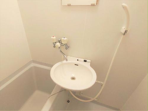 洗面設備　設備・使用は号室により異なる為、現況を優先致します。