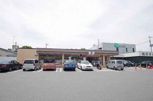 コンビニ　セブンイレブン　宇都宮中戸祭店（コンビニ）まで730m