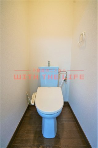トイレ　落ち着いたトイレです