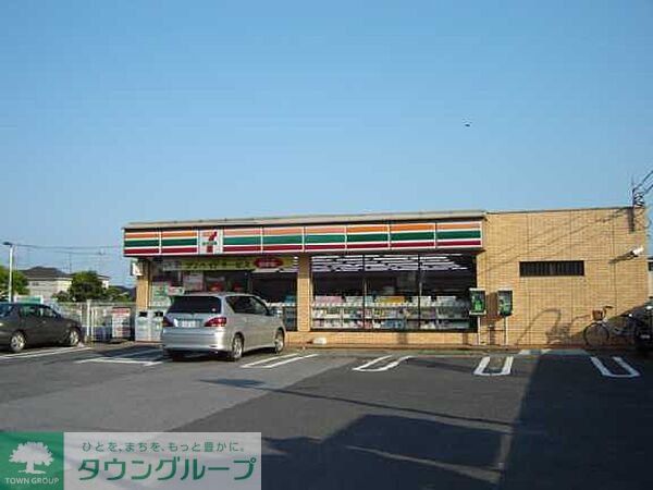 コンビニ　セブンイレブン成田南三里塚店（コンビニ）まで950m