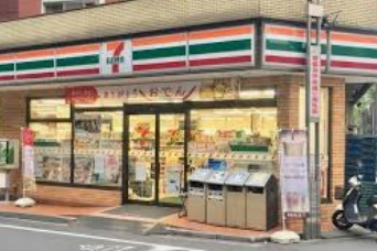 コンビニ　セブンイレブン 板橋常盤台3丁目店（コンビニ）まで695m