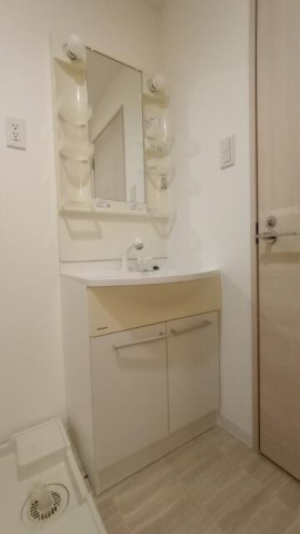 洗面設備　同仕様